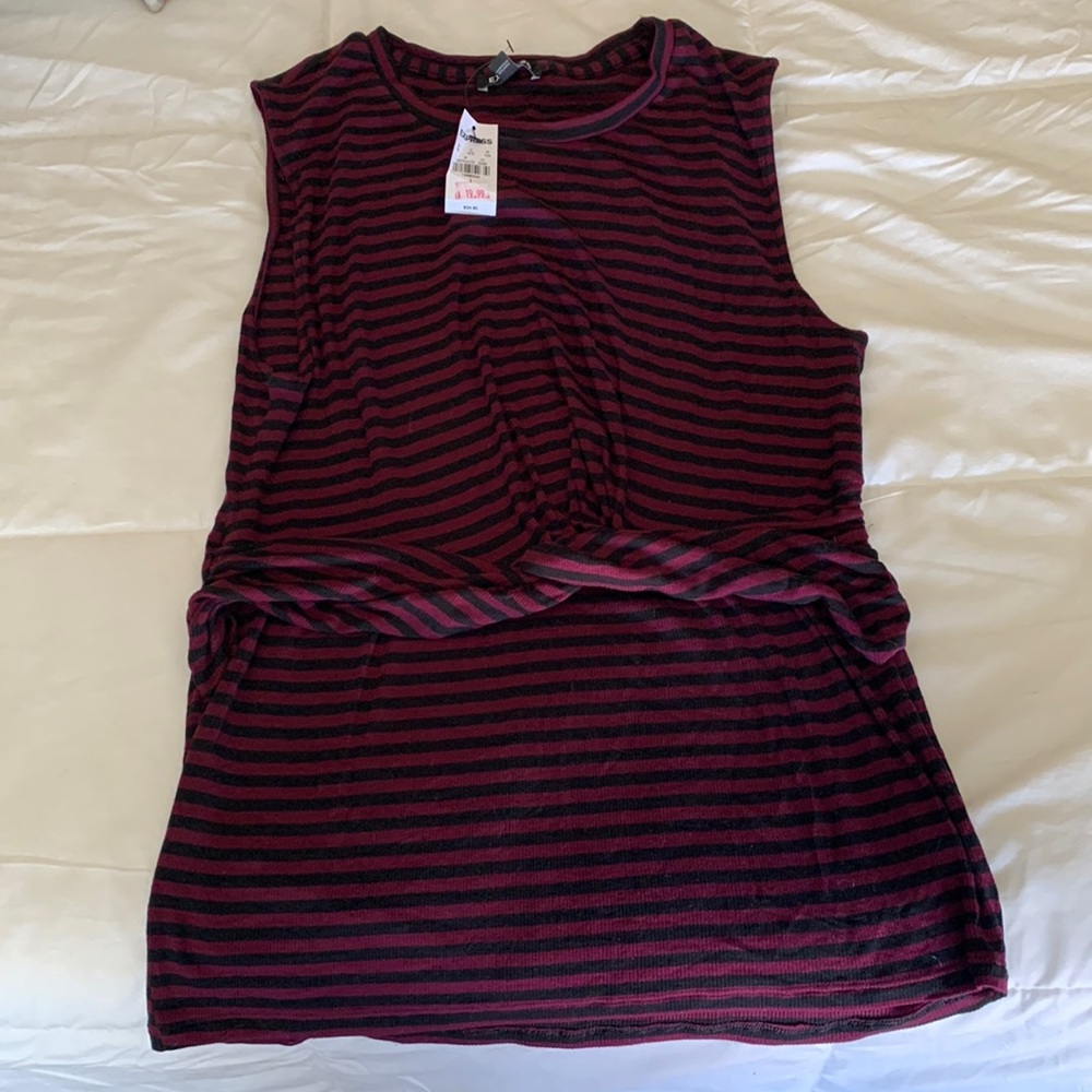 Express tank top with cross over middle